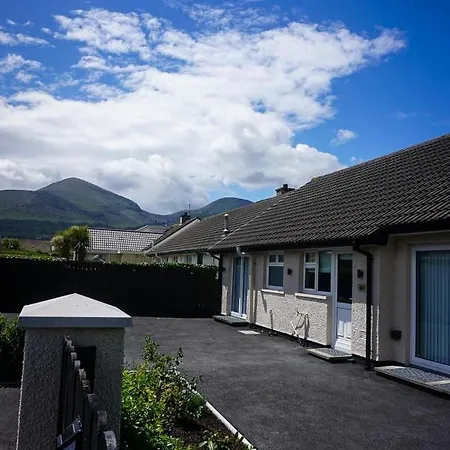 The Avenue Villa Newcastle  Exterior photo
